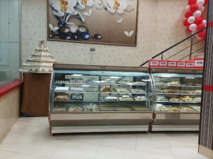 شیرینی و بستنی بیست