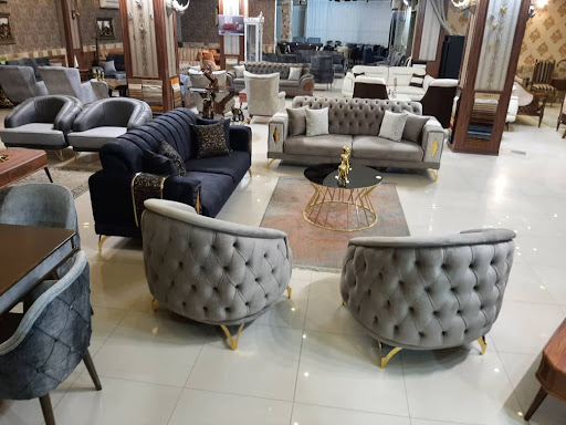مبل خوش‌نشین