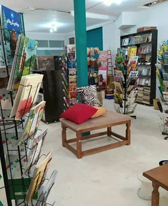 کافه کتاب مینوی خرد