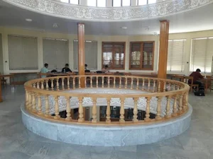 کتابخانه عمومی امیرالمومنین 2