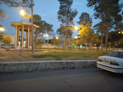 بوستان غدیر زاده