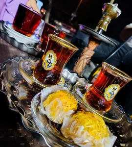 کافه بین راهی 3