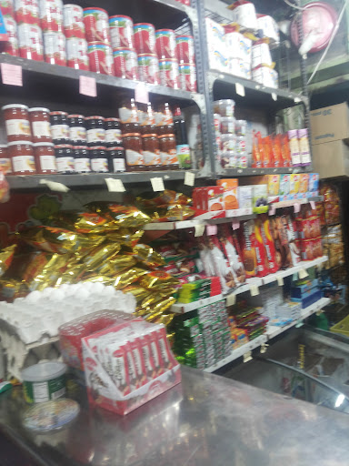 سوپر مارکت فرهمند