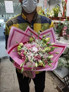 گلفروشی قصر گل سرخ