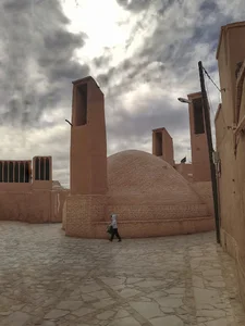 آب انبار حاج محمدحسین