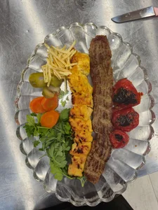 کترینگ و رستوران دلمه