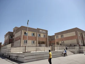 دبیرستان پسرانه زنده یاد دکتر عباس پور