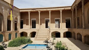 خانه طاهری