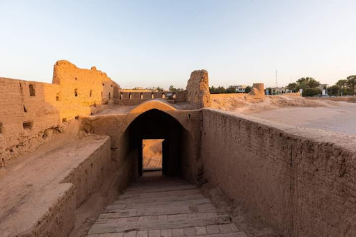 نارین قلعه