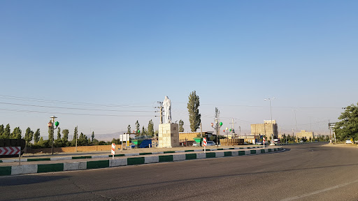 میدان مادر