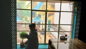 کافه عمارت 5