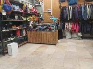 تاناکورا و لوازم کوهنوردی بنیامین