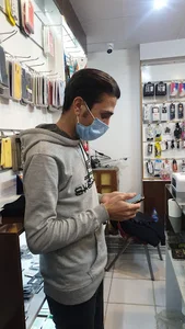 فروش و تعميرات موبايل حسن زاده