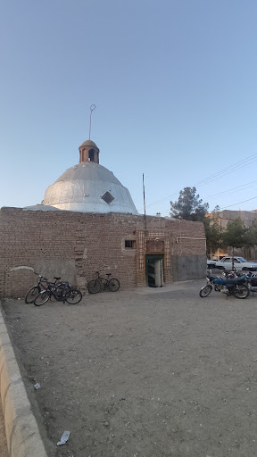 زورخانه تاریخی سادات