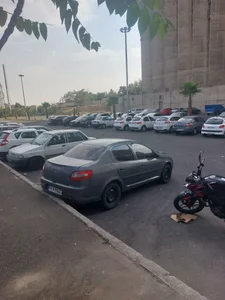 پارکینگ عمومی استقلال 2
