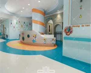 Dr. Roman "Younusi" ډاکټر رومان یونسي