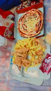 پیتزا و سوخاری هزار و یک شب