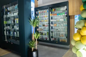 داروخانه مفید طب (دکتر اصیلی) 4