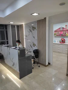 دکتر پدرام دانش کاظمی متخصص ارتودنسی و
