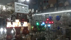 گالری آنتیک پایتخت