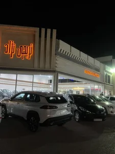 نمایشگاه اتومبیل تریچی نژاد اهواز 4