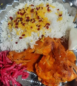تهیه غذای چلو بیست.