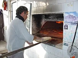 نان بربری جواد شیری