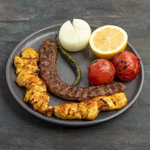 شقایق فود