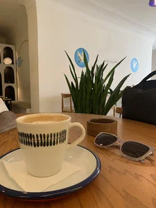 Cafe omid Rashtکافه امید