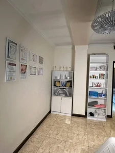 کلینیک پوست و مو آی نور 2
