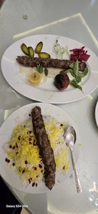 رستوران فرح زاد