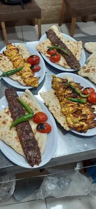 کبابی یونا