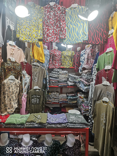 پوشاک زنانه پالتار