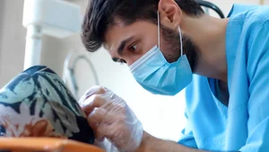 دندانپزشکی دکتر علی نظری