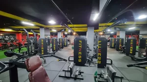 باشگاه بدنسازی انرژی کلاب 2