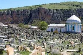 تصاویری از مخوف ترین قبرستان ایران/ اینجا اولین گورستان مسلمانان است!