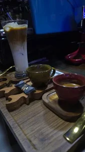 قهوه خانه کاسپین 3