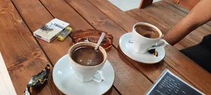 کافه قهوه آبی