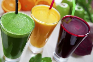 آبمیوه سه استار