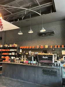 On & On Cafe Roastery