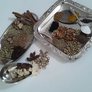 عطاری و محصولات خانگی