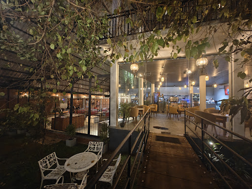 Aloha Coffee and Restaurant