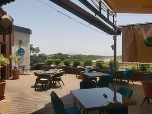 کافه سینما سکانس 3