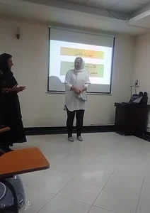 زهرا مهرابی