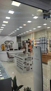 عینک فروشی رز