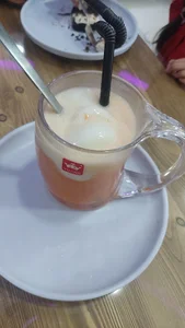 آبمیوه بستنی رضا