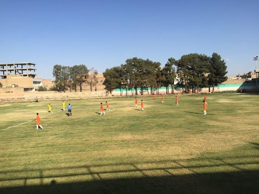 زمین فوتبال مجموعه ورزشی تختی سمنان