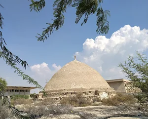 آب انبار تاریخی بندر لنگه