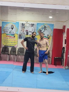 باشگاه هنرهای رزمی خانه قهرمانان