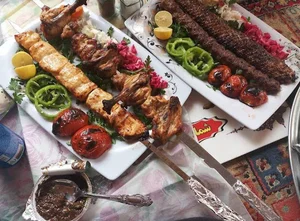 رستوران دشت سبز